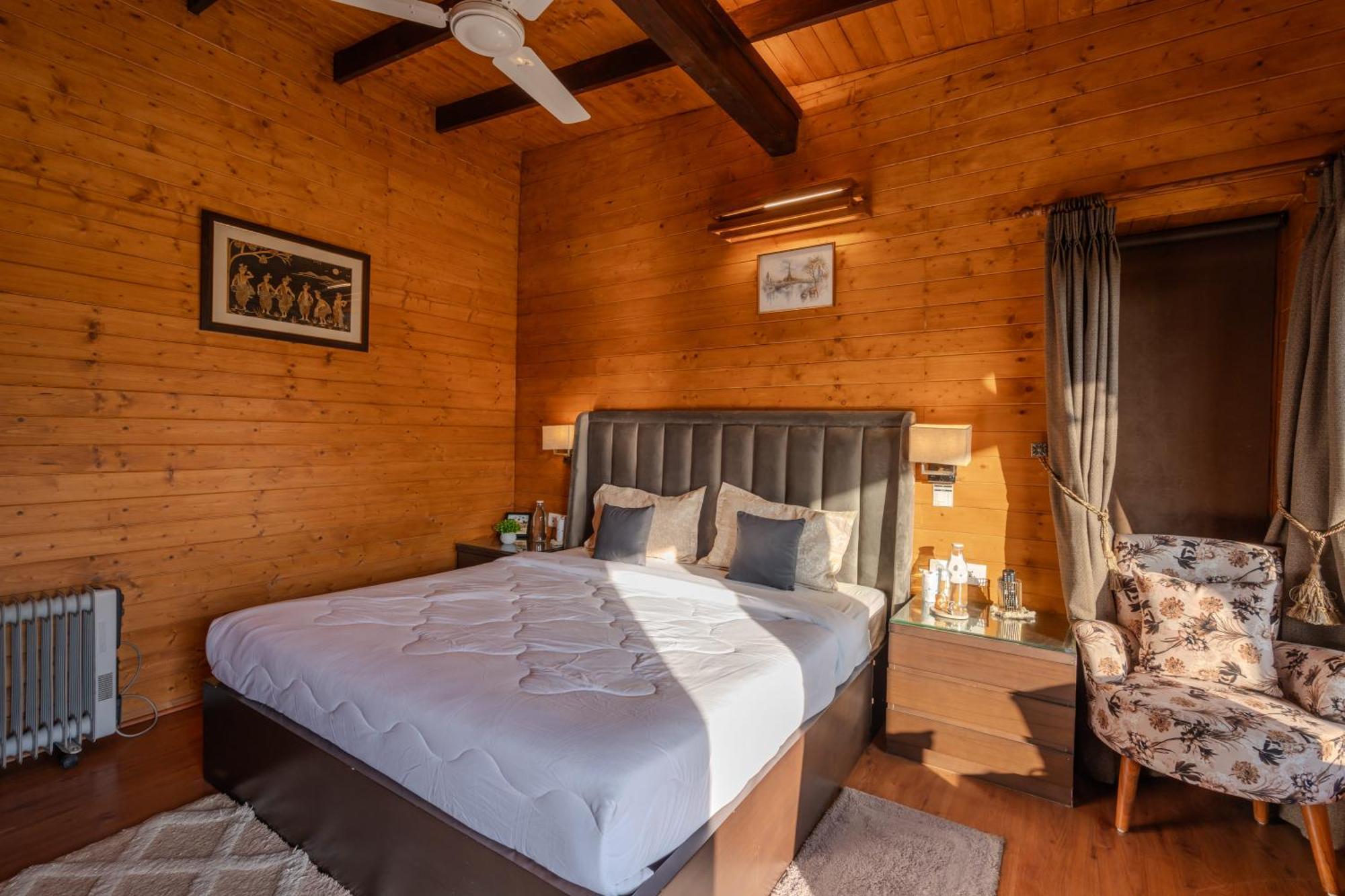 Saffronstays Timber Crest Dehradun Exterior photo
