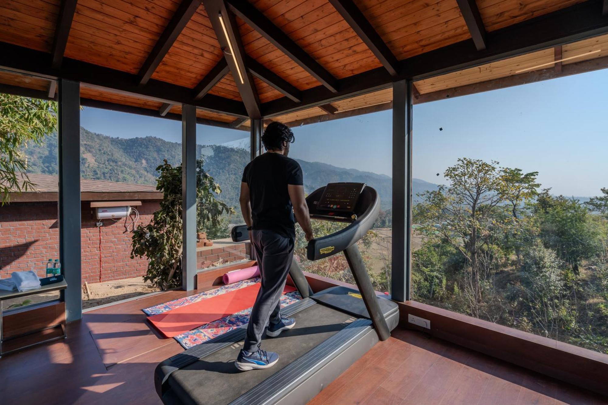 Saffronstays Timber Crest Dehradun Exterior photo